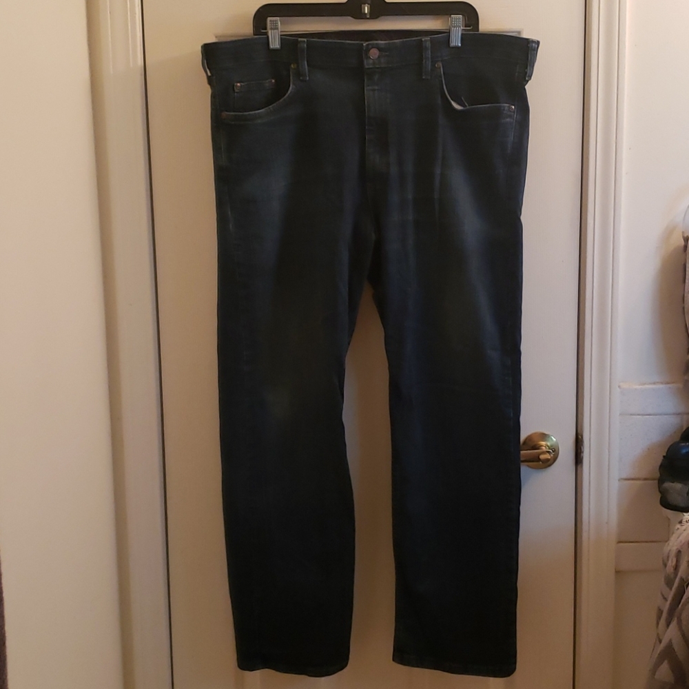 Wrangler Dark Stonewash Jeans Size 40x30